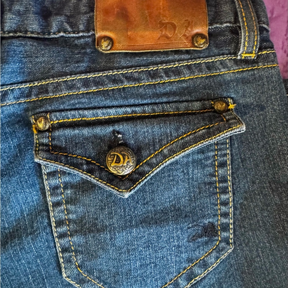 Women's Blue Jeans - Picture 5 of 6